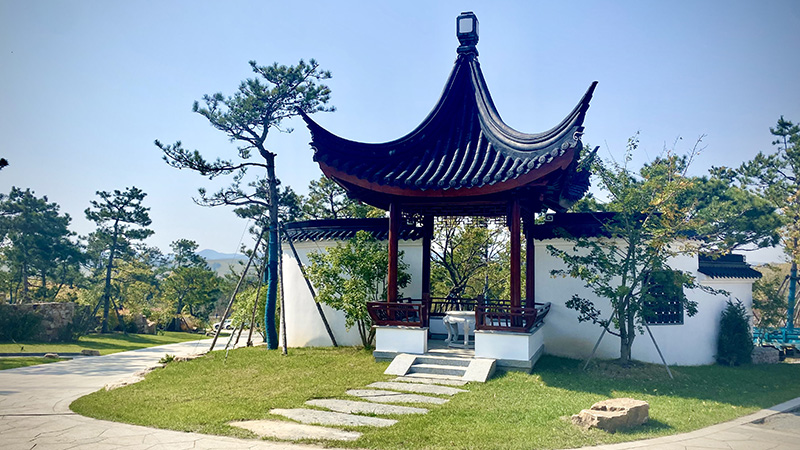 长春墓园